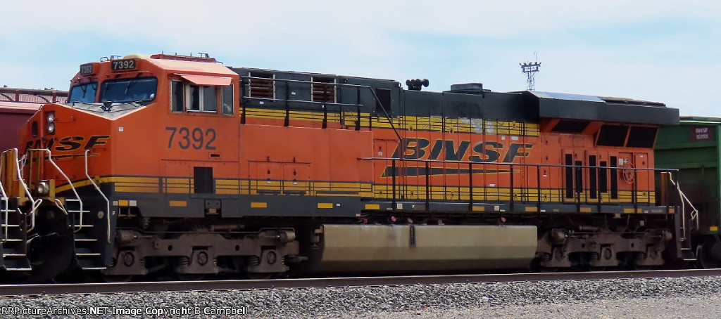 BNSF 7392